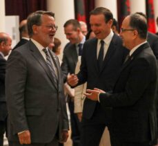 Arnavutluk Cumhurbaşkanı Begaj, ABD’li senatörler ile görüştü