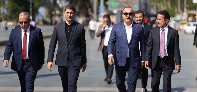 Bakan Çavuşoğlu, Antalya'da “Kent Buluşmaları” toplantısında konuştu: