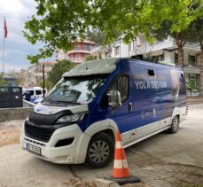 Balıkesir'de AK Parti seçim aracının şoförünü darbettiği öne sürülen 2 kişi gözaltına alındı