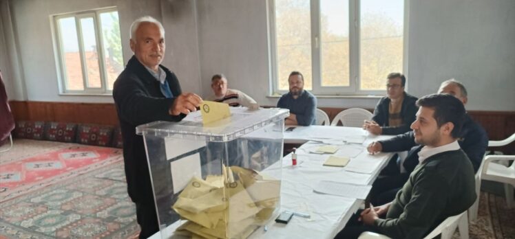 Balıkesir'den Bursa'ya taşınacak kırsal mahallede son kez seçim heyecanı yaşandı