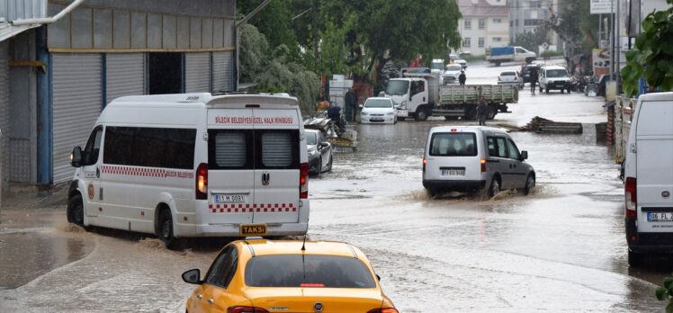 Bilecik'te şiddetli yağış hayatı olumsuz etkiledi