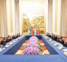 Çin Devlet Başkanı Şi, Kazak mevkidaşı Tokayev ile Şian'da görüştü