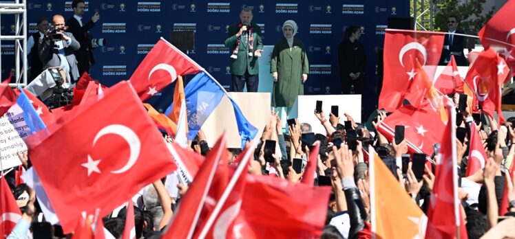 Cumhurbaşkanı ve AK Parti Genel Başkanı Erdoğan partisinin Van mitinginde konuştu: (3)