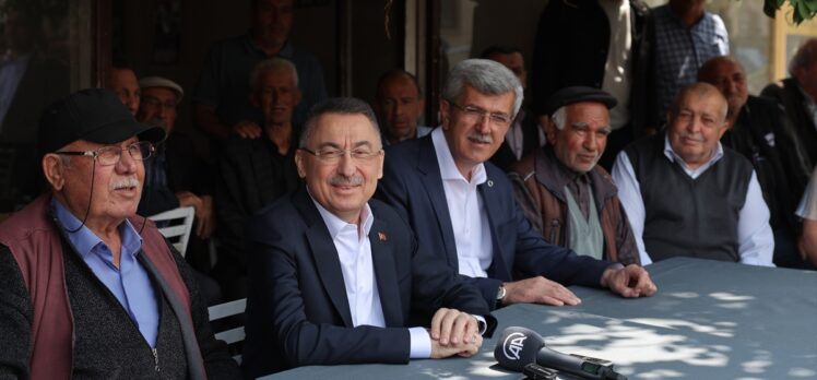 Cumhurbaşkanı Yardımcısı Oktay, Beypazarı'nda vatandaşlarla bir araya geldi
