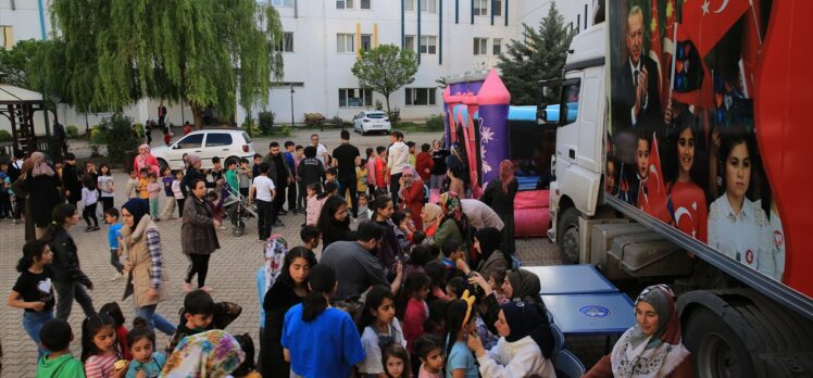 Cumhurbaşkanlığı İletişim Başkanlığı Diyarbakır'da depremzede çocuklar için etkinlik düzenledi