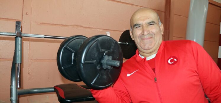 “Demir bilek” Şaban Mazak, bilek güreşinde Avrupa ve dünya şampiyonlukları peşinde: