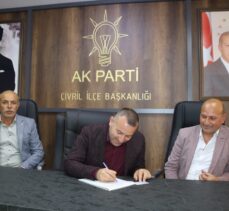 Denizli'de DEVA Partisi Çivril ilçe yönetimi istifa ederek AK Parti'ye katıldı