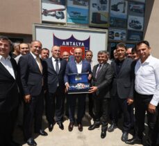 Dışişleri Bakanı Çavuşoğlu, Antalya'da “Esnaf Buluşması” programına katıldı: