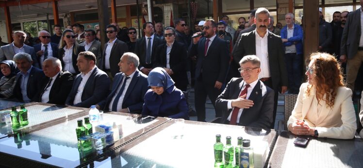 Gelecek Partisi Genel Başkanı Davutoğlu, Çanakkale'de ilçe ziyaretleri gerçekleştirdi