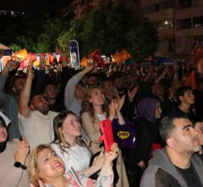 Gençlik ve Spor Bakanı Kasapoğlu, Manisa'da vatandaşlara seslendi: