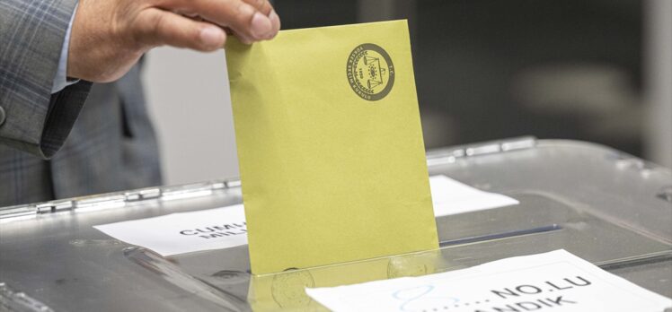 İngiltere'de Türkiye'deki 14 Mayıs seçimleri için oy kullanma işlemi sona erdi