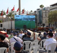 İskenderunspor taraftarları, play-off maçını dev ekrandan takip etti