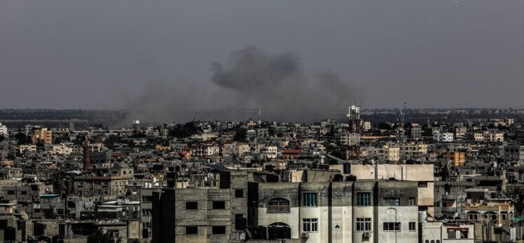 İsrail Gazze Şeridi'ne başlattığı saldırılarını sürdürüyor