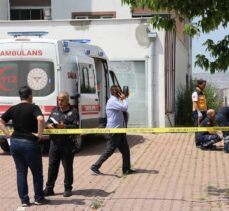 Kayseri'de 13. kattaki evlerinin balkonundan düşen anne ve iki çocuğu yaşamını yitirdi
