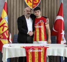 Kayserispor, Muhammed Eren Arıkan'ın sözleşmesini 3 yıllığına uzattı