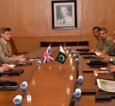Pakistan ve İngiltere, bölgesel güvenliği görüştü