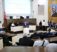 Tarım ve Orman Bakanı Kirişci, Kahramanmaraş'ta geçici esnaf çarşısının kura törenine katıldı: