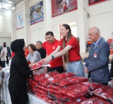 TMOK'tan Şanlıurfa'da 250 kız öğrenciye spor malzemesi desteği