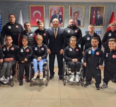 Türkiye Halter Federasyonu Başkanı Ünlü, para milli haltercileri ziyaret etti