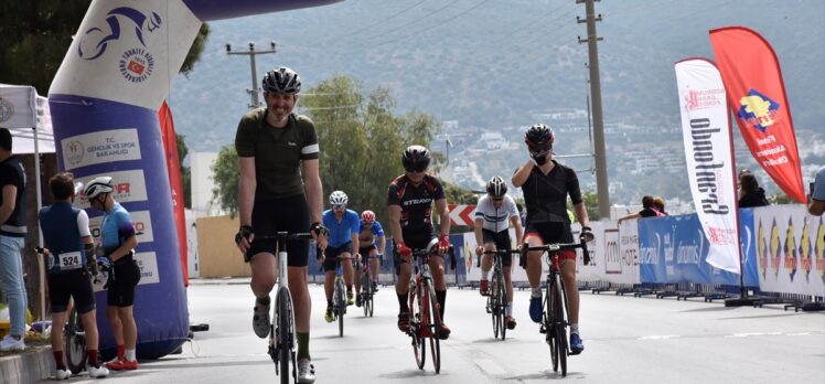 Uluslararası Bodrum Halikarnas Granfondo Yol Bisiklet Yarışı'nın üçüncüsü yapıldı