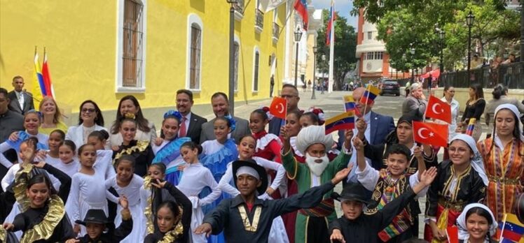 Venezuela'da prestijli bir caddeye “Türkiye Cumhuriyeti Caddesi” ismi verildi