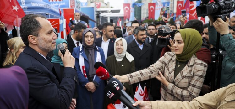 Yeniden Refah Partisi Genel Başkanı Erbakan İstanbul'da konuştu: