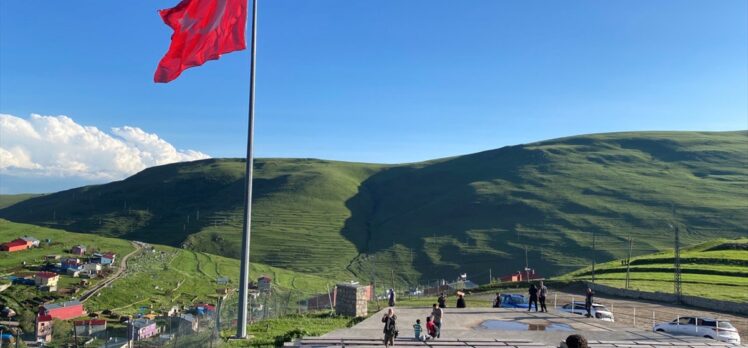 Ardahan'daki “Atatürk silüeti” bu yıl da izlenmeye başlandı