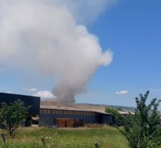 Bursa'da geri dönüşüm tesisinde çıkan yangın söndürüldü