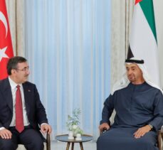Cumhurbaşkanı Yardımcısı Yılmaz ile Bakan Şimşek, BAE Devlet Başkanı Al Nahyan ile görüştü