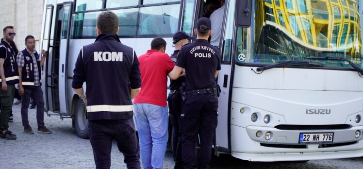 Edirne'de “Kukla” operasyonunda gözaltına alınan 24 şüpheli adliyeye sevk edildi