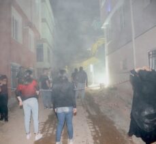 GÜNCELLEME – Eskişehir'de 3 katlı apartmanın büyük kısmı çöktü
