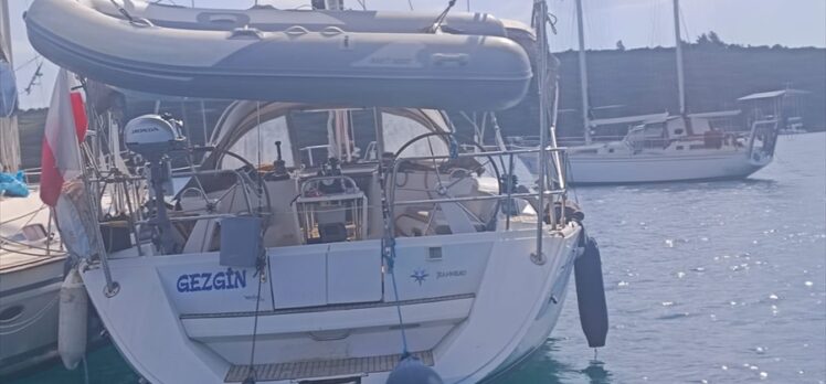 FETÖ'den aranan 6 kişi İzmir açıklarında tekneyle yurt dışına kaçmaya çalışırken yakalandı