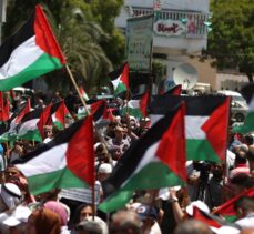Gazze'deki gösteride BM Filistinli Mültecilere Yardım Ajansına destek istendi
