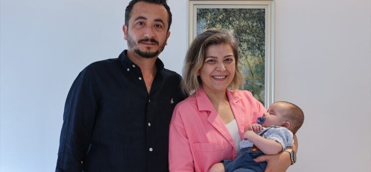 Hamilelik sürecinde kanser teşhisi konulan İzmirli anne, bebeğini kucağına aldı