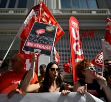 H&M İspanya'da 4 bin mağaza çalışanı maaş artışı talebiyle greve gitti