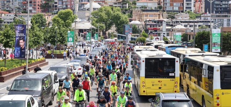 İstanbul'da bisiklet tutkunları kıtalar arası pedal bastı