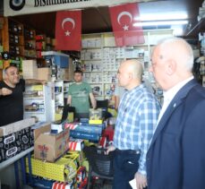 İYİ Parti Grup Başkanvekili Erhan Usta, Samsun'da sel bölgesinde incelemelerde bulundu