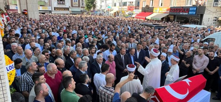 GÜNCELLEME – Kalp krizi sonucu vefat eden Erenler Belediye Başkanı Kılıç son yolculuğuna uğurlandı