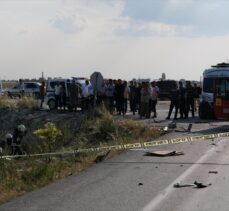 Konya'da tırın dorsesine çarpan otomobildeki bir kişi öldü, üç kişi yaralandı