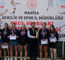 Manisa'da düzenlenen Okul Sporları Gençler Tenis Türkiye Şampiyonası sona erdi