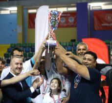 Oturarak Voleybol Süper Ligi'nde Karadeniz Ereğli Belediyespor şampiyon oldu