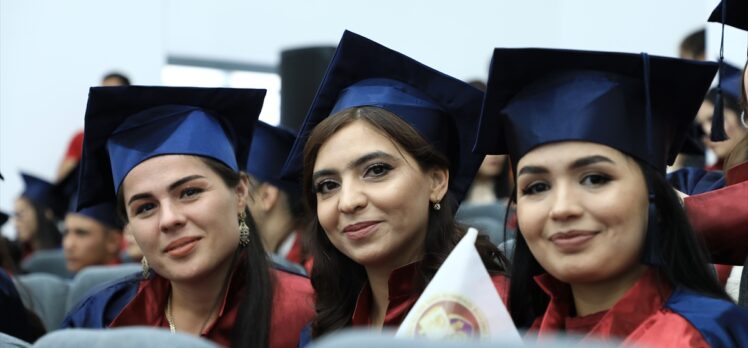 Özbekistan'daki SBÜ Sağlık Hizmetleri Meslek Yüksekokulu’nda mezuniyet töreni düzenlendi