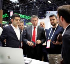 Paris'teki teknoloji fuarı VivaTech, Türk şirketlerin katılımıyla başladı