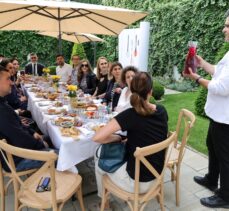 Sırbistan'daki “Dünya Kahvaltı Günü” etkinliğinde Türk kahvaltısı tanıtıldı