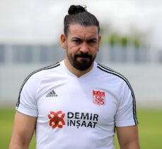 Sivasspor'da teknik direktörlük görevine Servet Çetin getirildi
