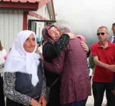Ulaştırma ve Altyapı Bakanı Uraloğlu, baba ocağında vatandaşlarla bir araya geldi: