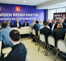 Yeniden Refah Partisi Genel Başkanı Erbakan, Eyüpsultan'da konuştu: