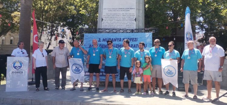 2. Mudanya Körfezi Açık Deniz Yüzme Maratonu'nda sporcular Yalova'dan Bursa'ya yüzdü