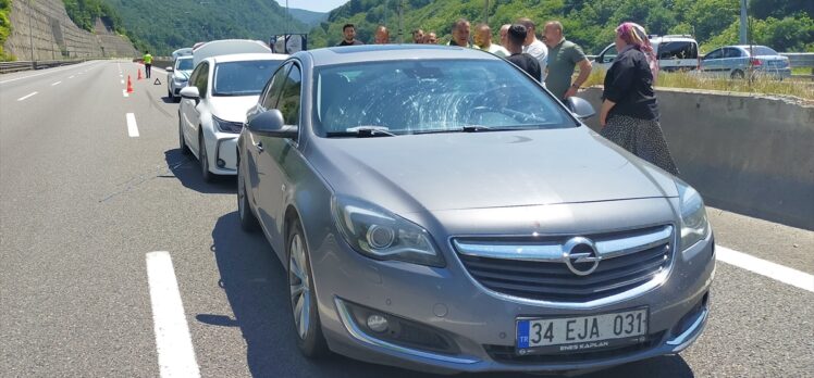 Anadolu Otoyolu'nda meydana gelen zincirleme kazalar ulaşımı aksattı