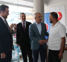 Bakan Uraloğlu, Van'da AK Parti İl Başkanlığını ziyaret etti:
